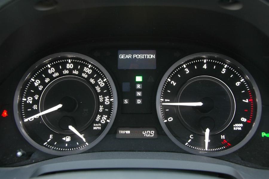  Lexus IS350C 2008 года  (фото 86 из 108)